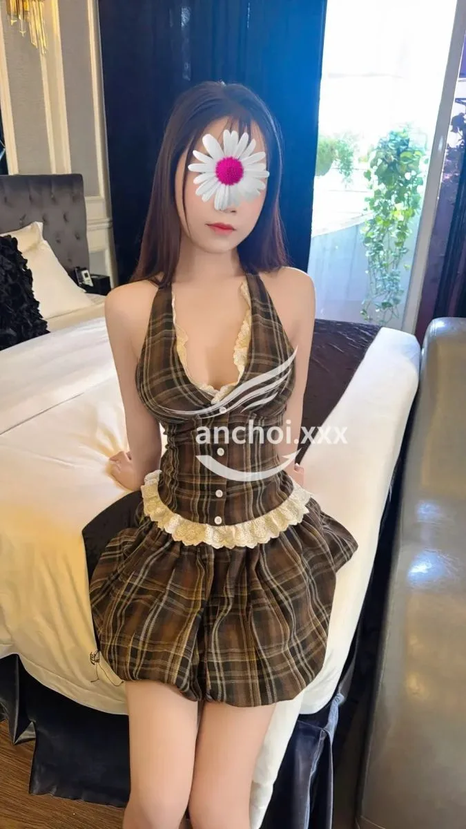 Ảnh 3 - NEW TUỆ LINH EM SINH VIÊN XINH XẮN VÀ ĐÁNG YÊU