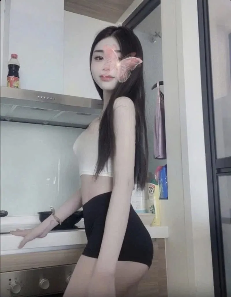 Ảnh 7 - Bé  Thỏ 2K5❣️❣️❣️ DÁNG NGON - NGÂY THƠ KHUÂN MẶT XINH ĐẸP💋💋