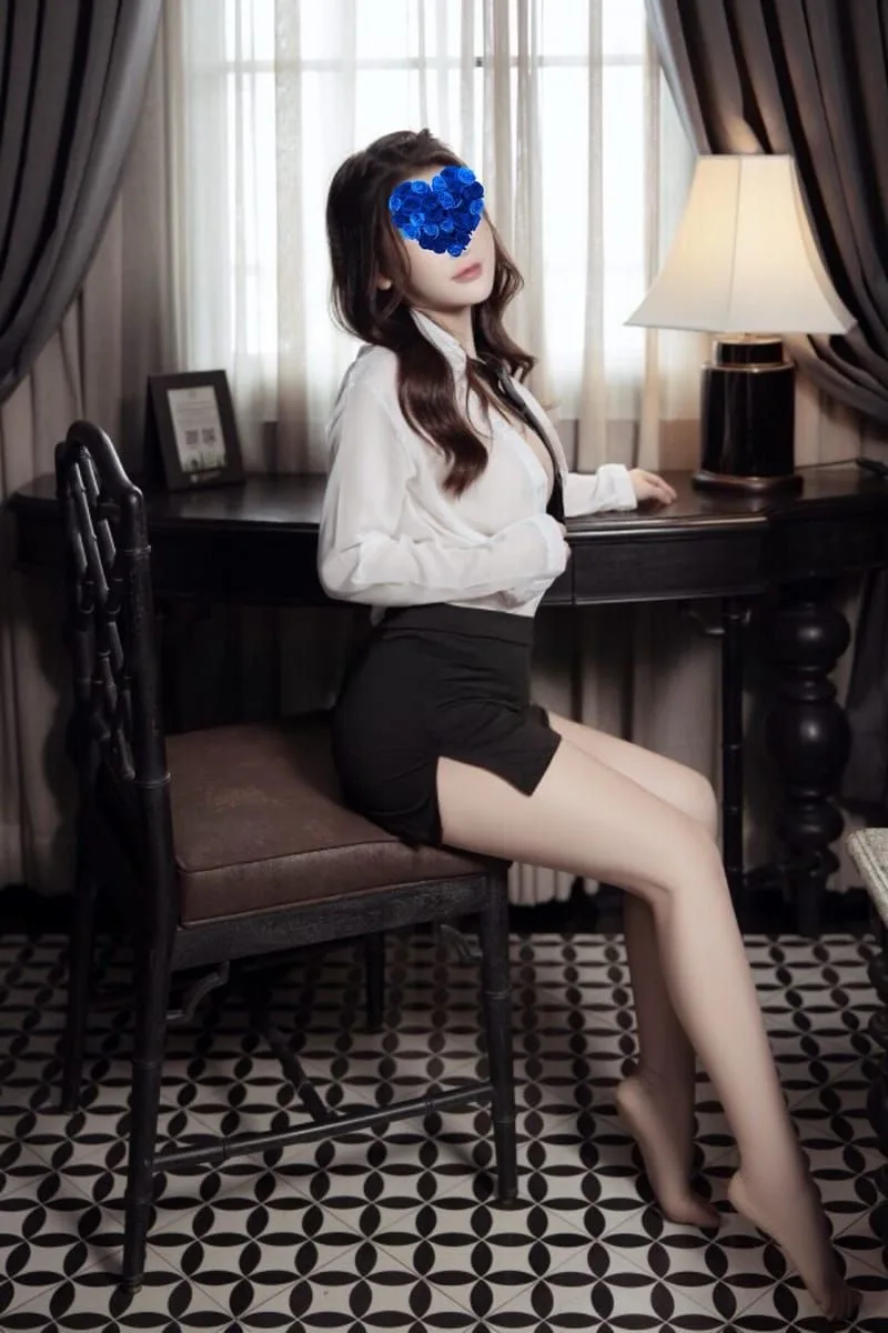 Ảnh 4 - [yên xá] Hạ Vy Ngôi Sao Nóng Bỏng , Một Thiên Thần Sex Cực Đỉnh