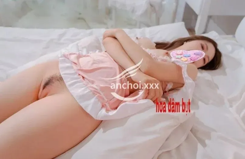 Ảnh 5 - TRÂM ANH _ Gái xinh chiều khách, body gợi cảm