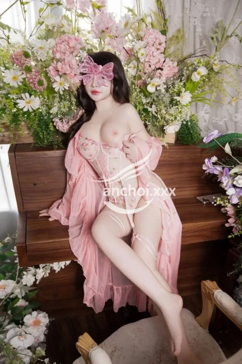 Ảnh 11 - Linh linh _ baby girl mặt xinh _ vú to hàng thật 100% căng tròn vui vẻ dễ thương