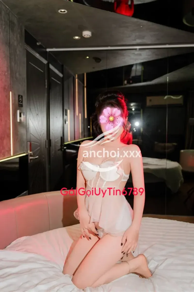 Ảnh 6 - Hotgirl Gymer❤️QUỲNH NHI❤️Trẻ Xinh Da Trắng Body Cao Ráo Mình Dây Vú Đẹp-Vui Vẻ Nhiệt Tình