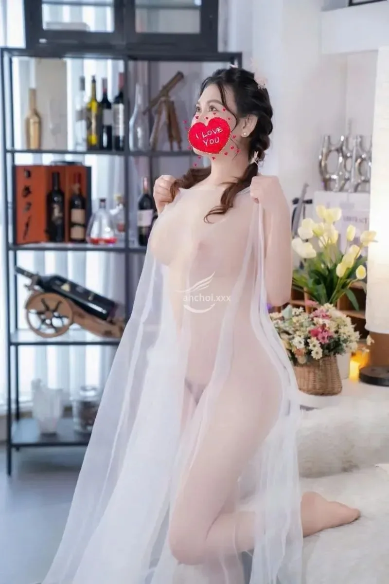 Ảnh 8 - QUỲNH NHI ĐẲNG CẤP  GÁI HỒI XUÂN RỰC RỠ
