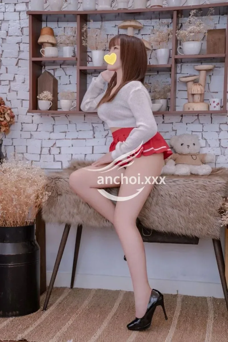 Ảnh 4 - NGỌC ANH SUẤT THÂN TỪ MASSA DÂM VUI VẺ NHIỆT TÍNH