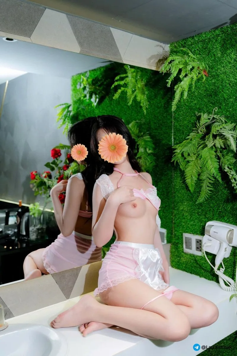 Ảnh 5 - ANNA - BÉ ĐIỆU XINH XẮN DỄ THƯƠNG, CHIỀU KHÁCH
