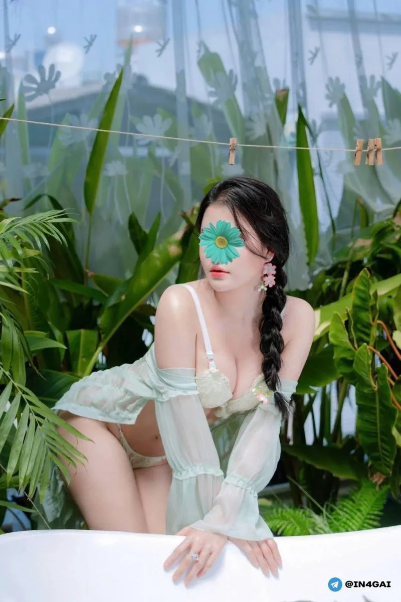 Ảnh 13 - Thanh Thanh_ Mặt xinh, body gợi cảm, làm tình cực phê
