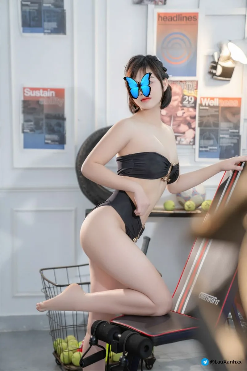 Ảnh 11 - THU HUYỀN XINH XẮN CUTE ĐÁNG YÊU VÚ BÍM NUỘT NÀ -