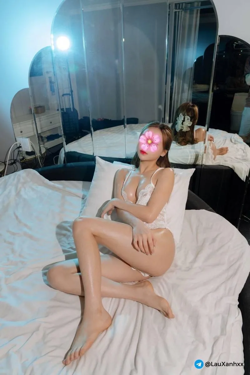 hotgirl Ngọc thảo 💥💥 lần đầu lên sóng hàng ngon tuyệt đối