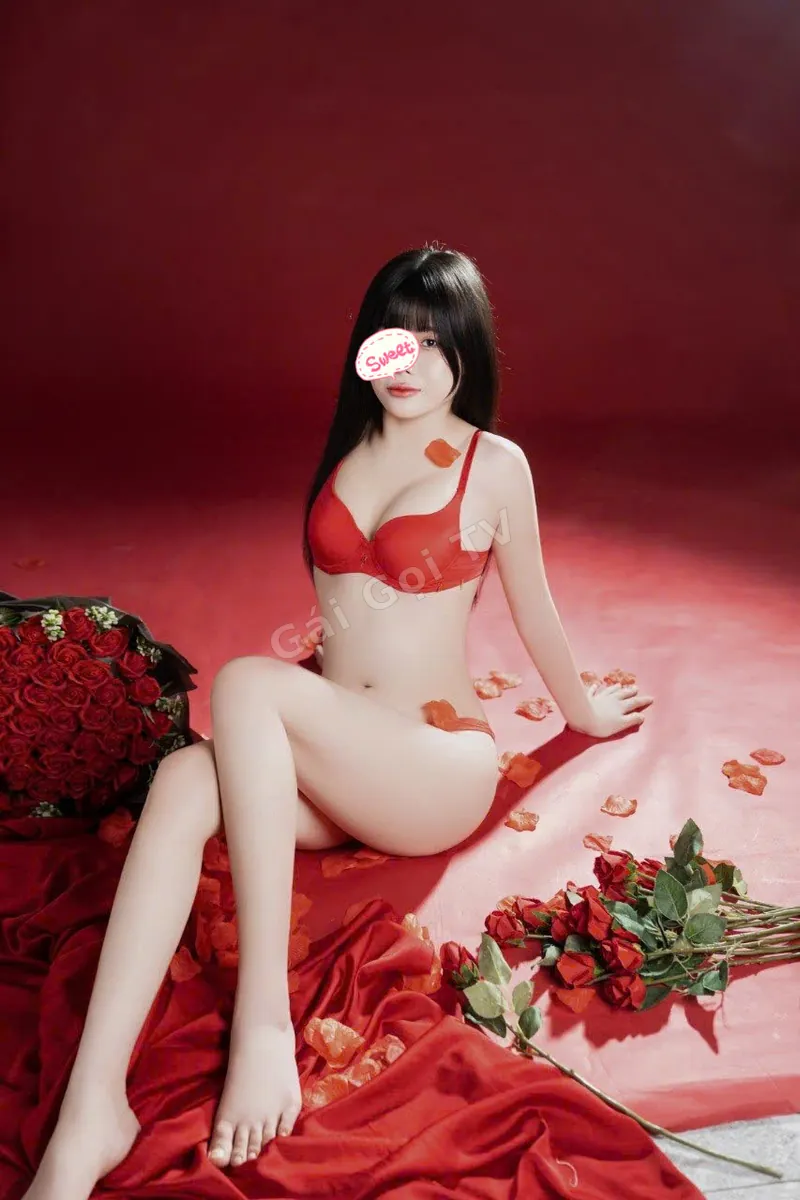 Ảnh 11 - Châu Châu - Em Gái Non Tơ Ngoan,Mặt Baby Cute_BODDY GỢI CẢM