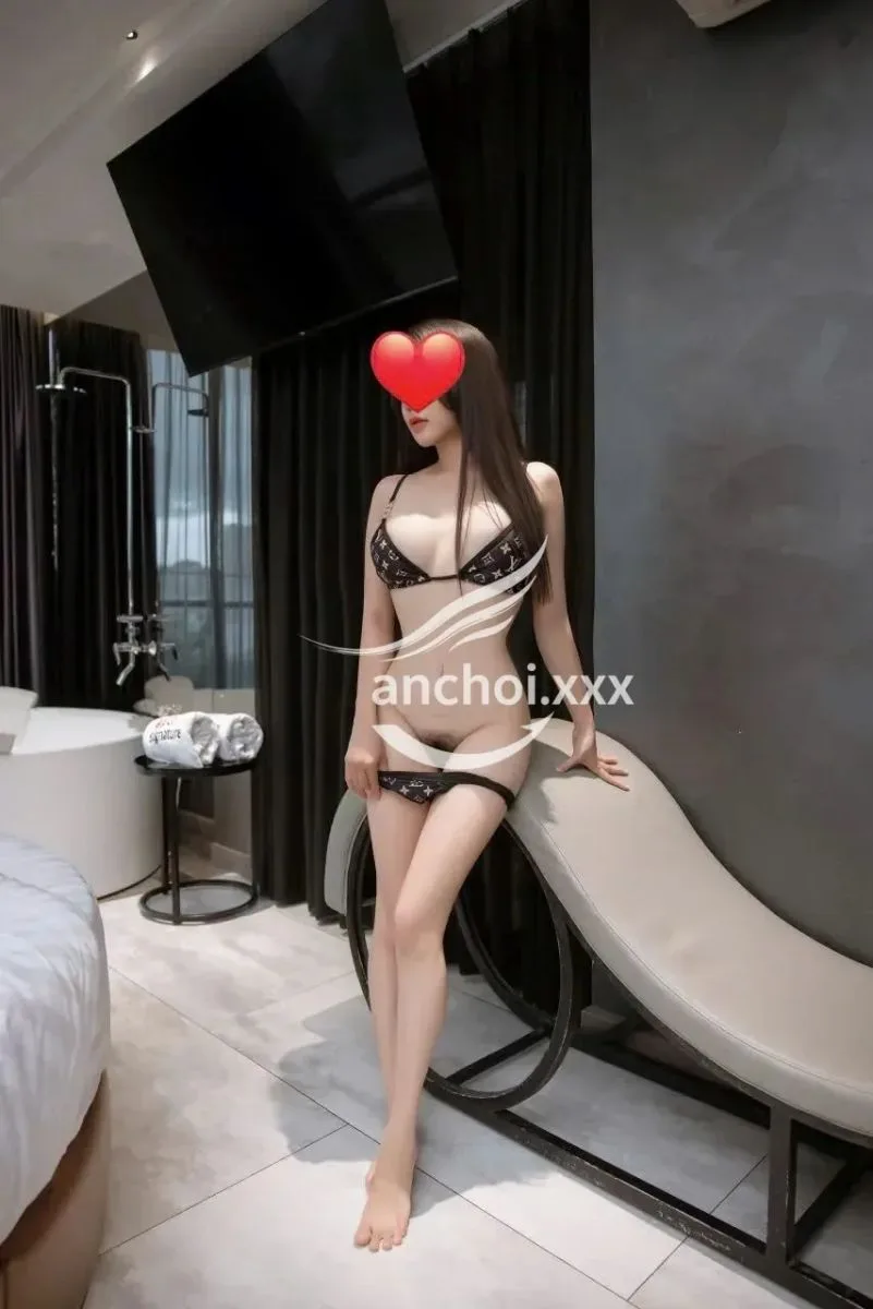 Ảnh 13 - GÁI XINH BÉ SAM_ KHUÔN MẶT ẤN TƯỢNG_DA TRẮNG CHÂN DÀI_LÀM TÌNH MAX PHÊ