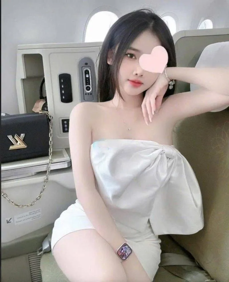 ✨LINH NHI ✨ HOT GIRL XINH DÂM LÀM XAO XUYẾN MỌI CHECKER