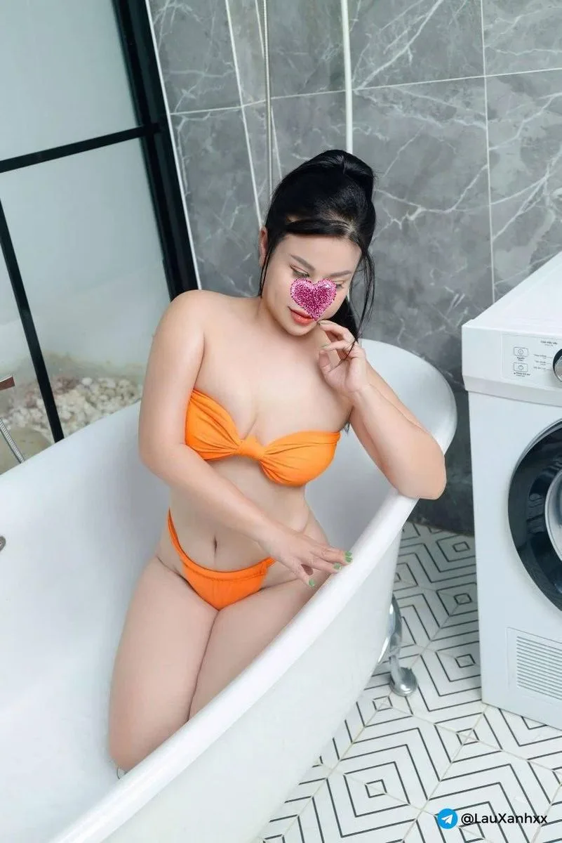 Ảnh 5 - Ny Ny - Em gái Vú to Bướm xinh mượt