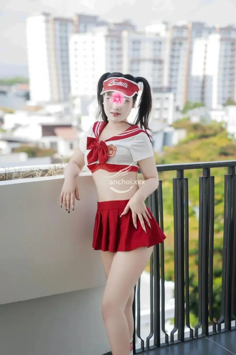 Ảnh 3 - Bé Ngân 2k6 Xinh Dâm Non Tơ