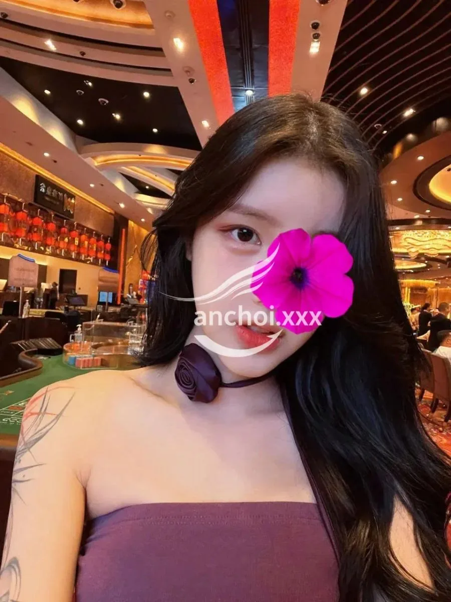 Ảnh 7 - HOT GIRL LY LY BABY_ CHÂN DÀI 1M7_MẶT XINH NHƯ THIÊN THẦN CHUẨN DÁNG SIÊU MẪU