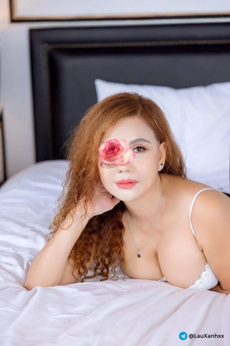 Ảnh 13 - THUỲ CHI - THẦN DÂM VÚ TO FULL SERVICE