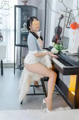 PHƯƠNG ANH CÔ BÉ NGÂY THƠ MỚI VÀO NGHỀ ĐI LÀM LẦN ĐẦU