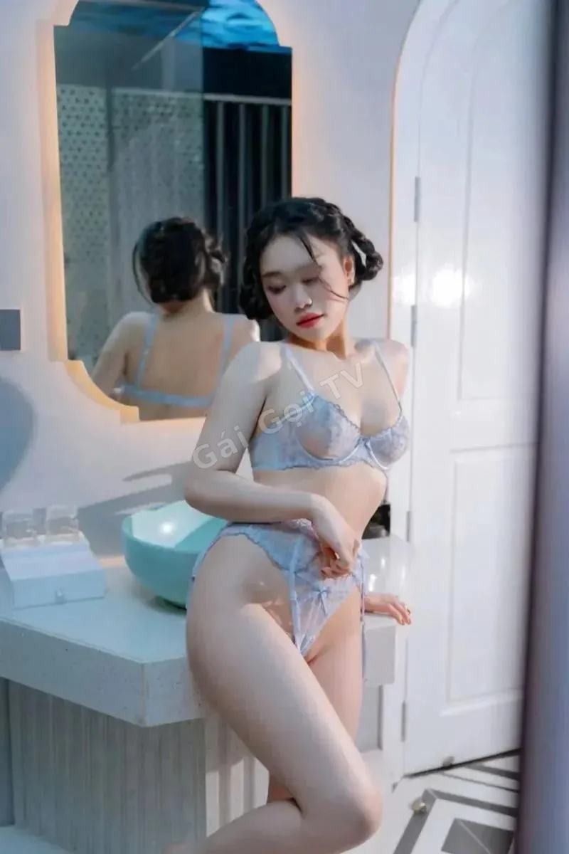 BẢO NGỌC❣️💕SIÊU PHẨM NGỰC REAL THÂN HÌNH NUỘT NÀ VỪA ĐẸP VỪA DÂM VỪA CHIỀU KHÁCH